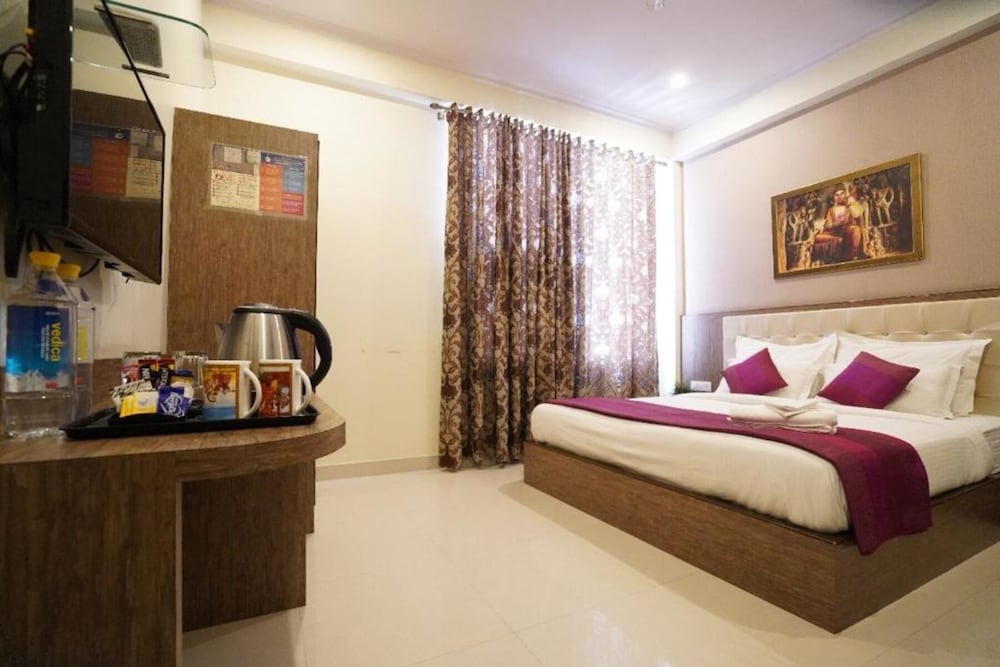 Фото Hotel The Omaira