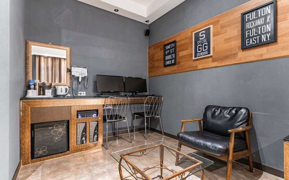 Фото 33555716610