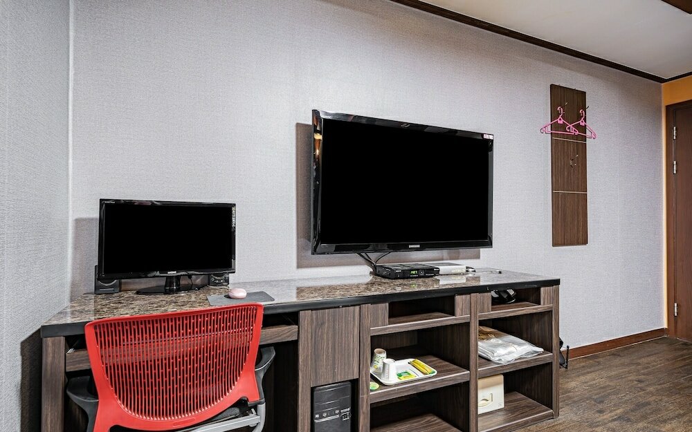 Фото Suwon Herb Motel