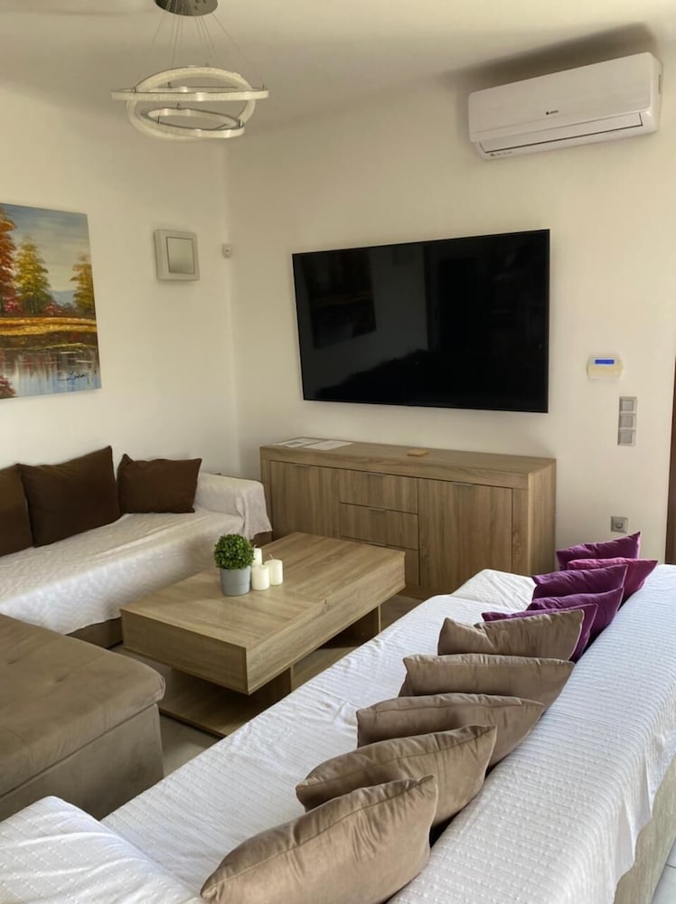 Фото Rock House Villa