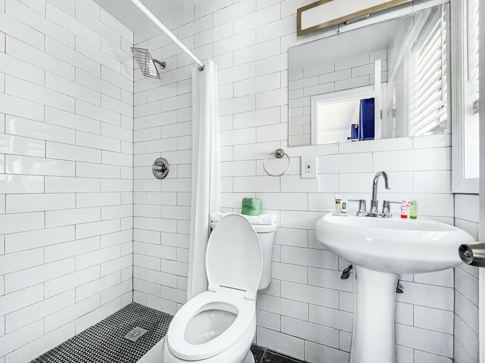 Фото Neptune Oceanfront Rentals