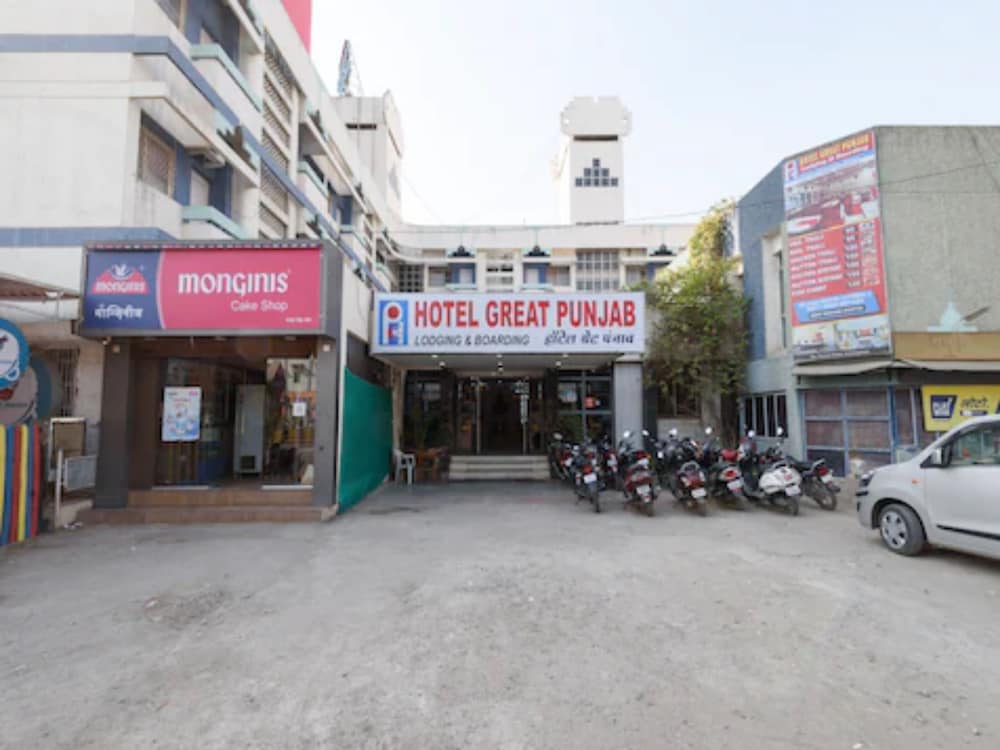 Фото отеля 1