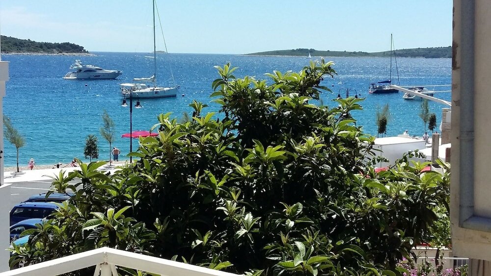 Фото Mateo - 60m From sea - A2