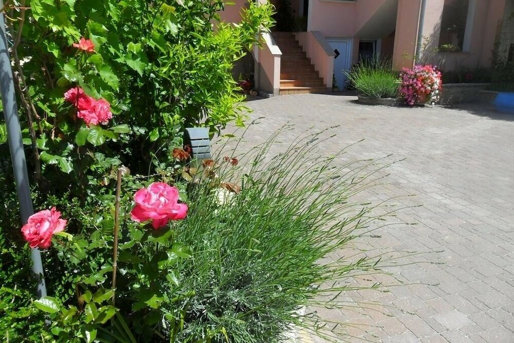 Фото Marinka - With Backyard - A2