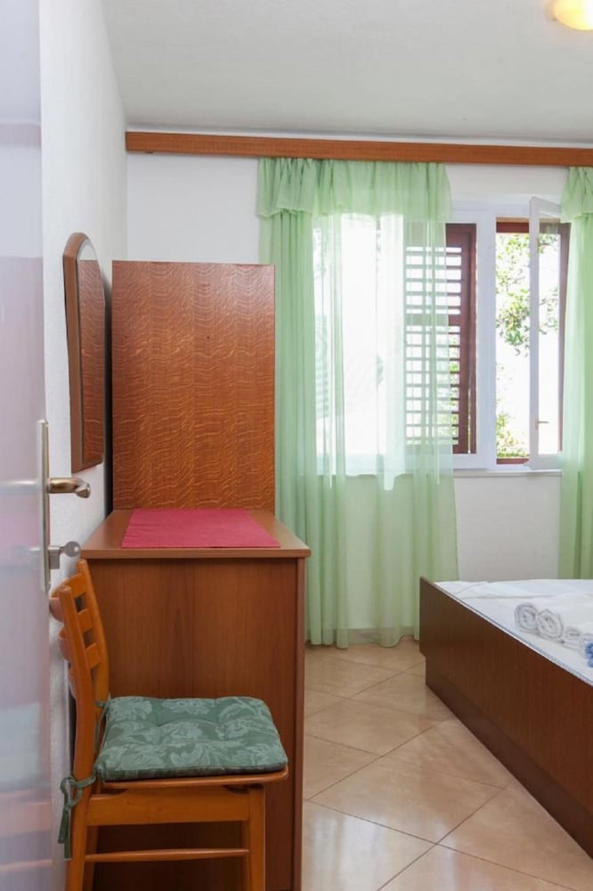 Фото Nataša -100m From sea - A2