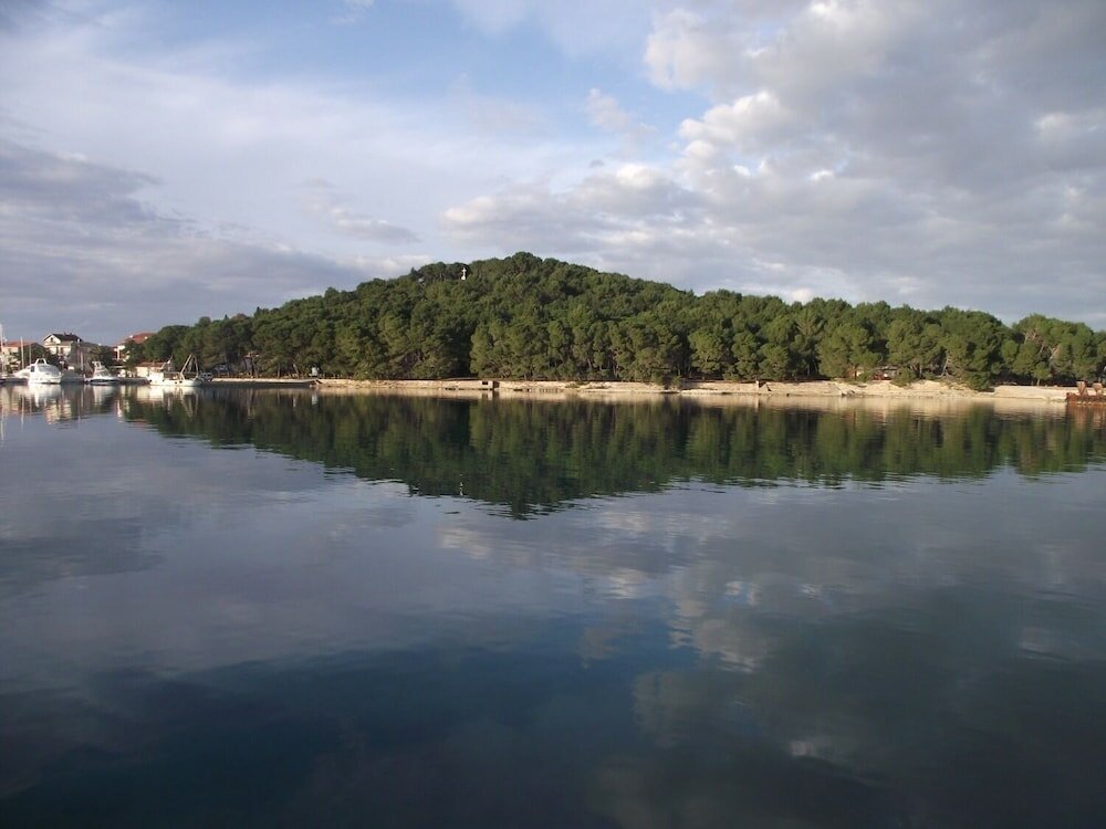 Фото Mile - Next to the sea - A1