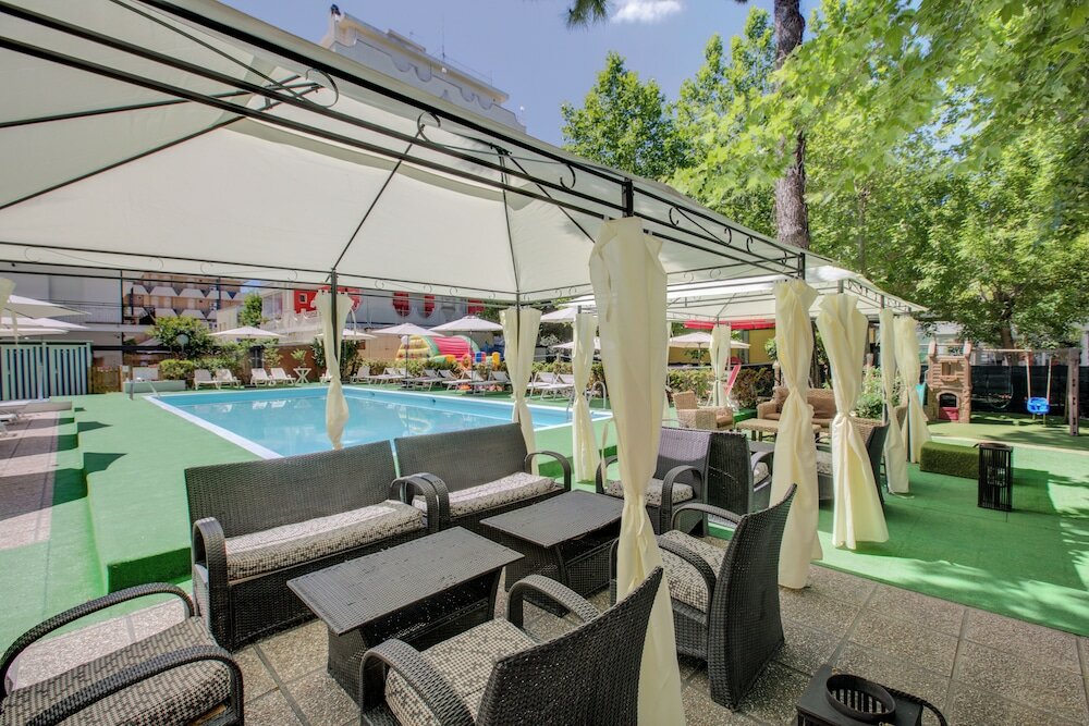Фото Hotel Aiglon