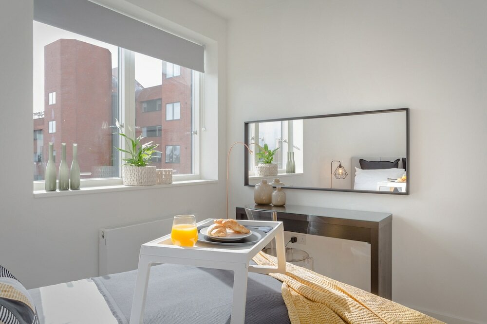 Фото Luxury Serviced Apartments Stevenage, Hertfordshire