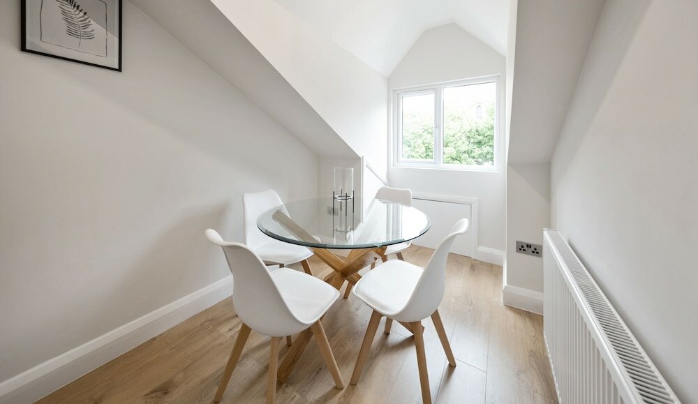 Фото Brand New Unique 2 Bedroom Apartment