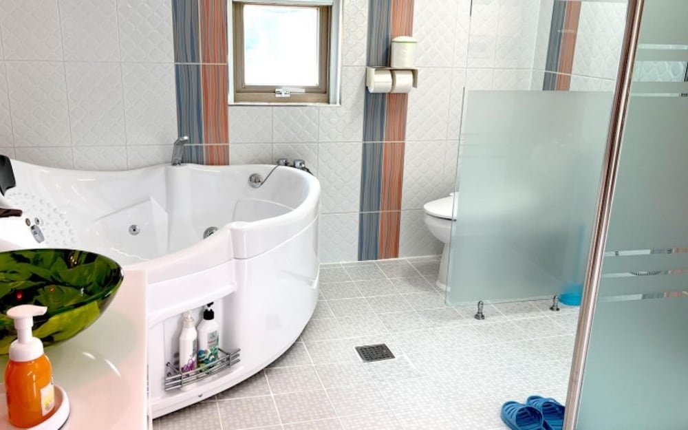 Фото Yangyang Badaae Geolinbeol Pension