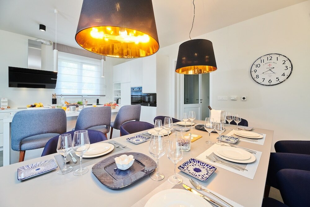 Фото Rainis Hill Top Villa