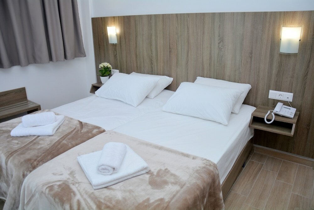 Фото Scandinavia Hotel