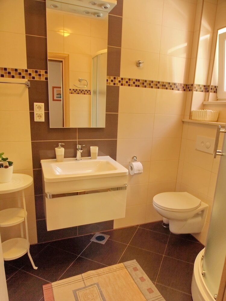 Фото Apartments Villa Rea Orebic