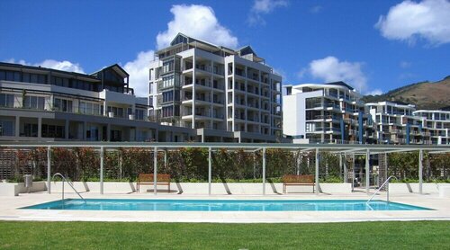 Гостиница One Bedroom Apartment - Fully Equipped and Design Furnitures в Кейптауне