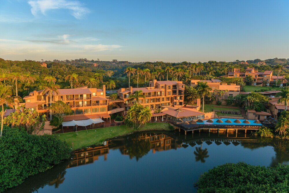 Фото отеля 2