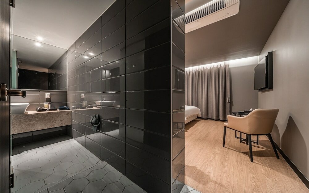 Фото Suwon Yeongtong Just Sleep Hotel