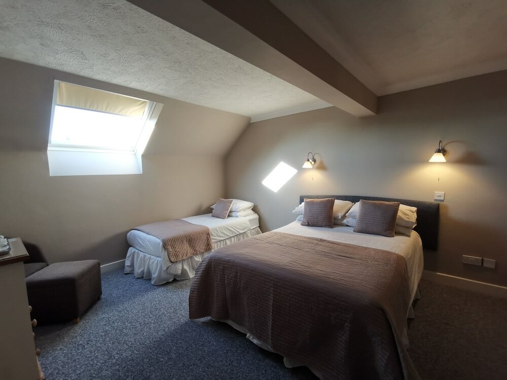 Фото River Haven Hotel