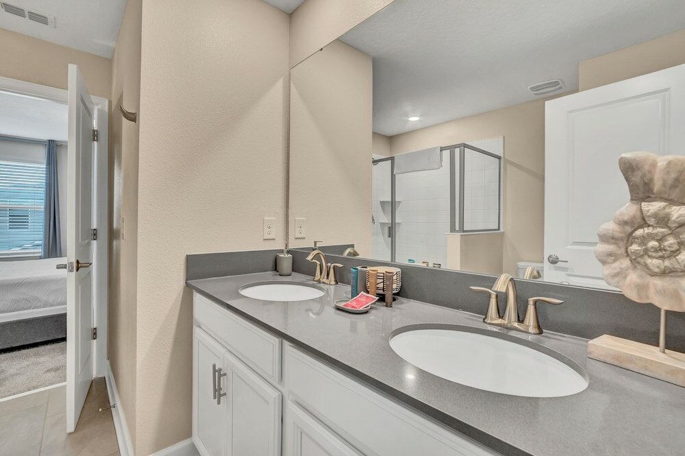 Фото 4530 Narrative Ln