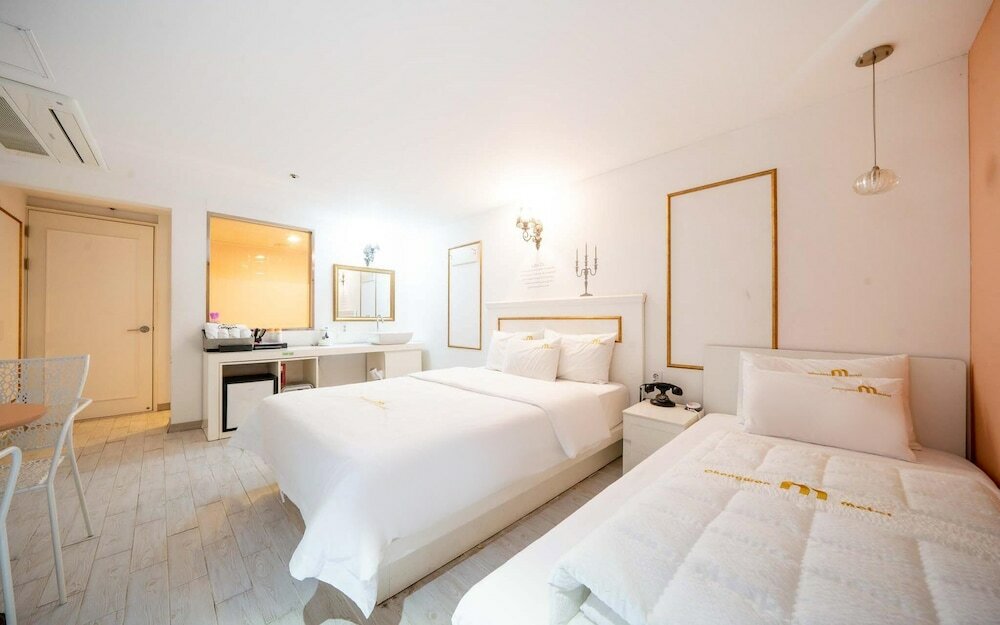 Фото Changwon Sangnam-dong M