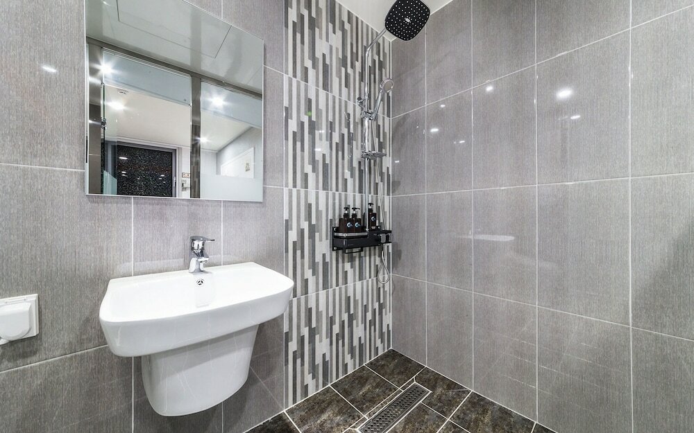 Фото Incheon Crystal Hotel