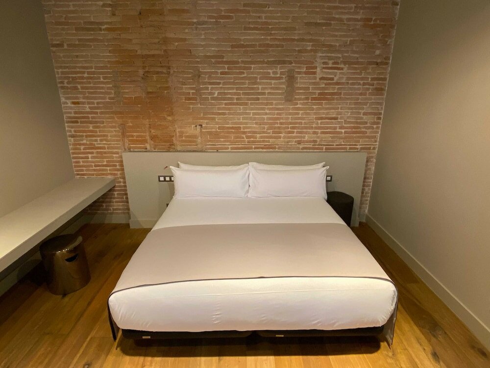 Фото Uma Suites Pau Claris