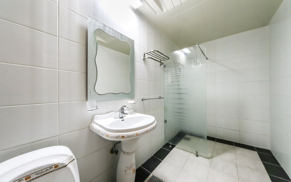 Фото Changwon Jinhae Yongwon Mu