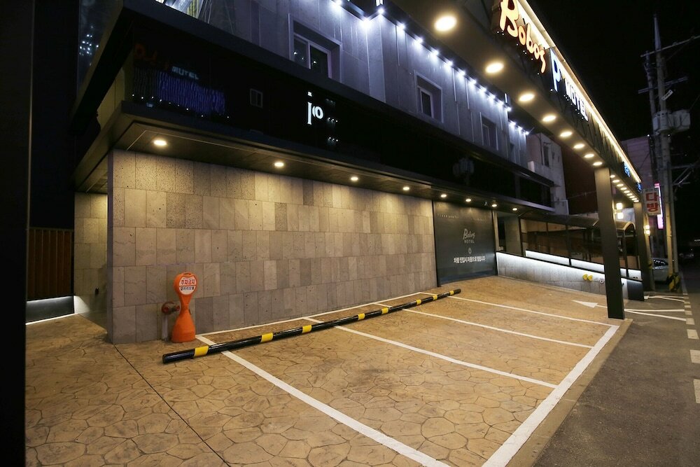 Фото Daejeon Yongjeon Bobos