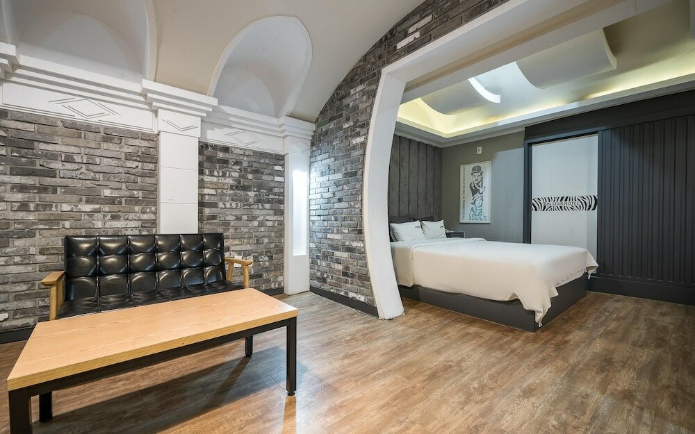 Фото Yangsan Bukbudong Insta Hotel