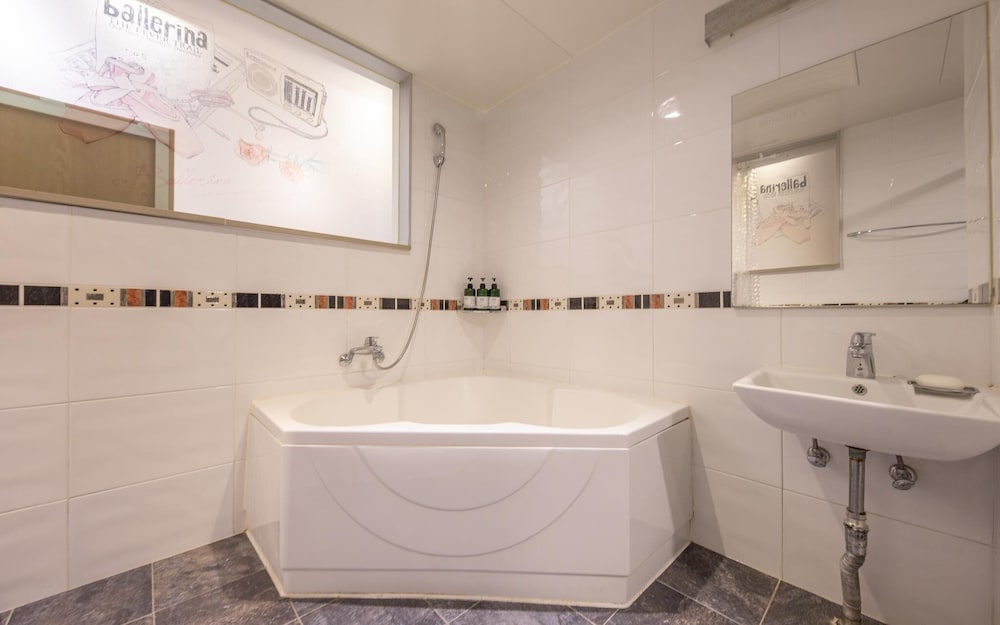 Фото Changwon Jinhae Cn