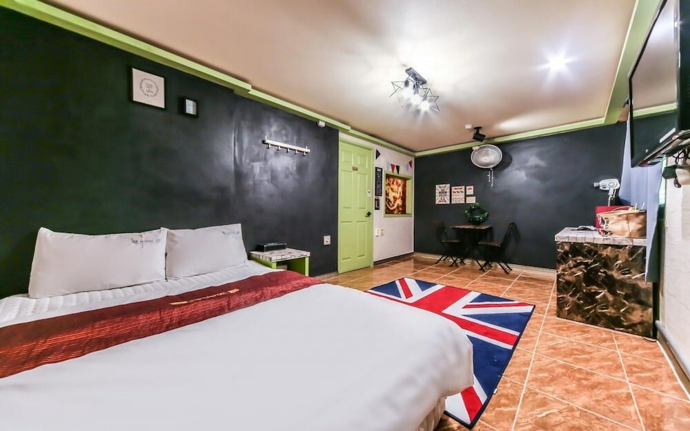 Фото Changwon Palyongdong Time