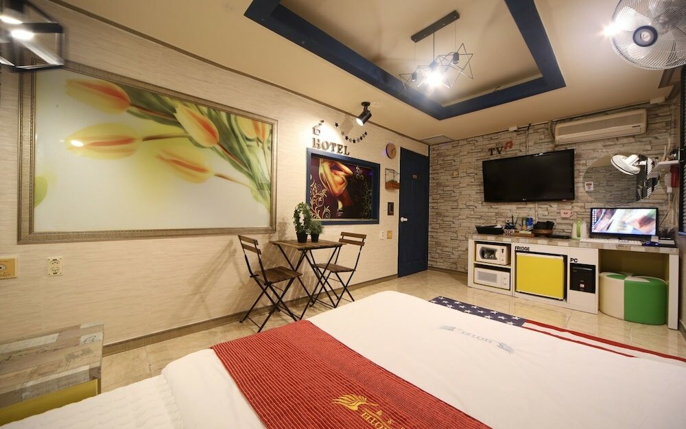 Фото Changwon Palyongdong Time