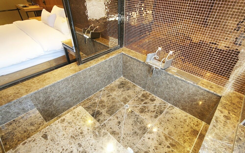 Фото Masan Almond Hotel