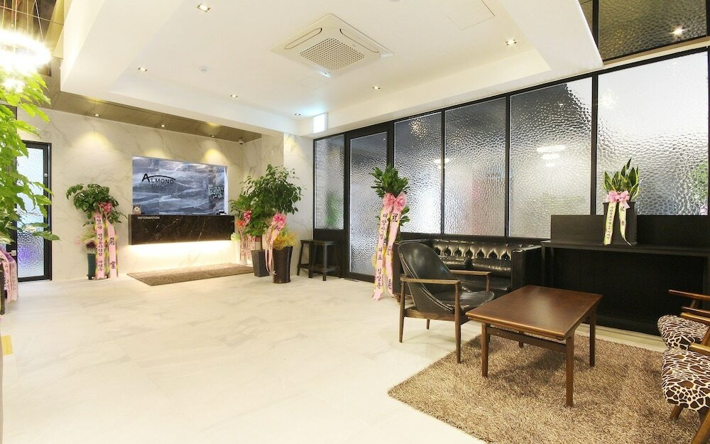 Фото Masan Almond Hotel