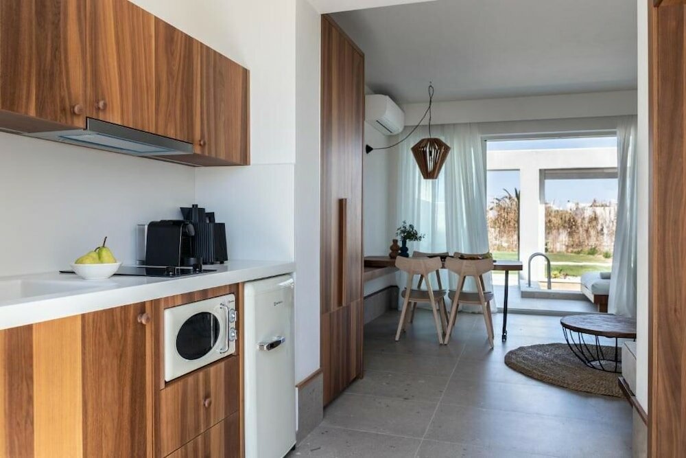 Фото Alero Seaside Skyros Resort