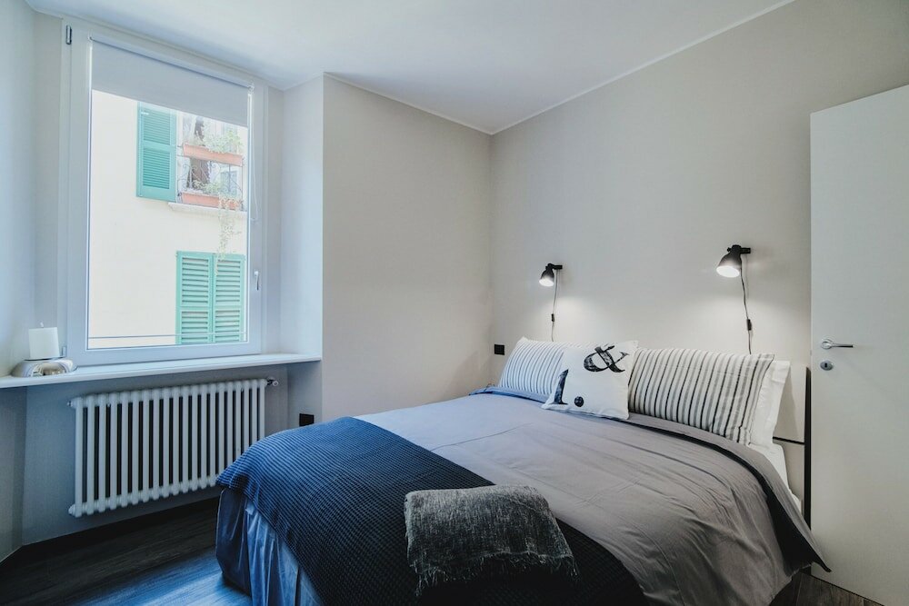 Фото MyHomeInComo - MC Julian Apartment