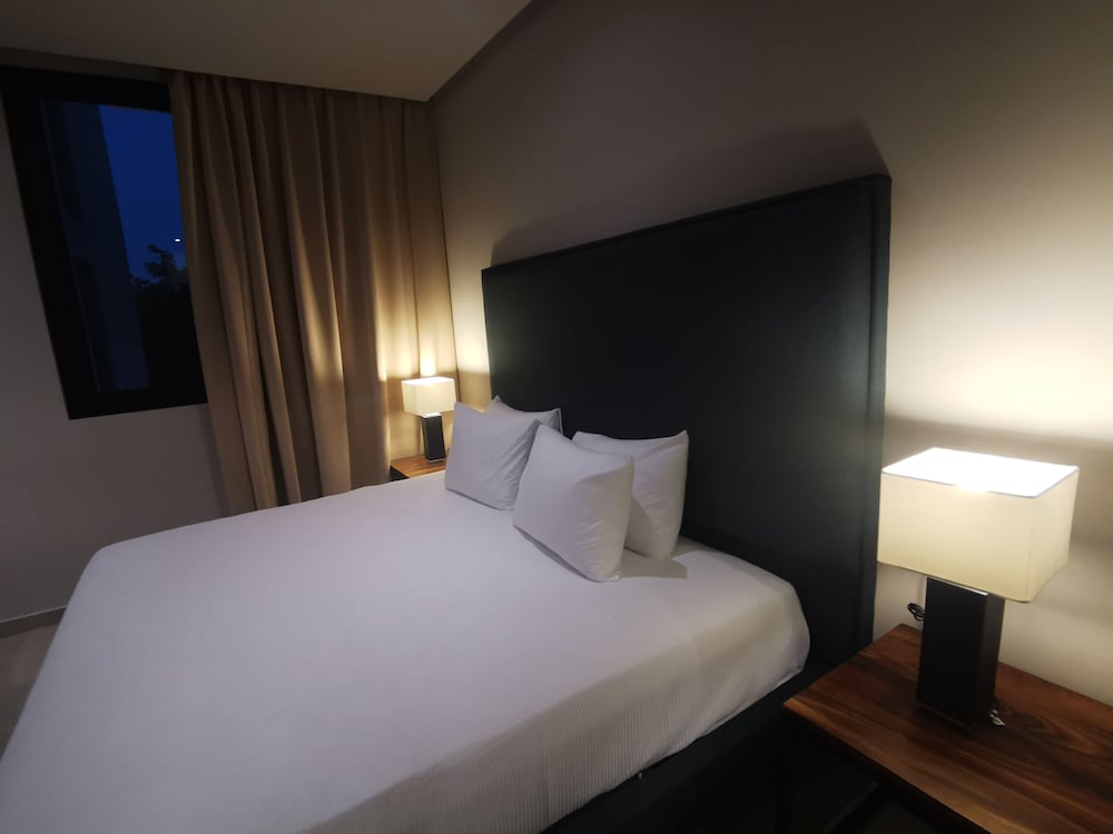 Фото Kaab At The Park by The Spot Rentals