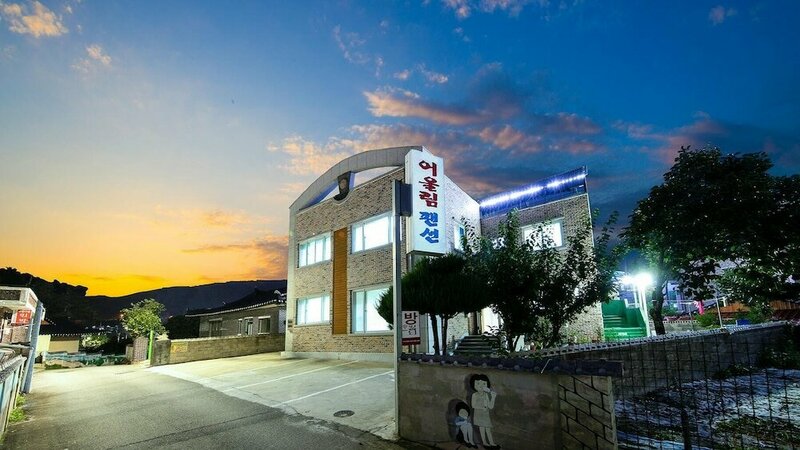 Гостиница Samcheok Eoulim Pension