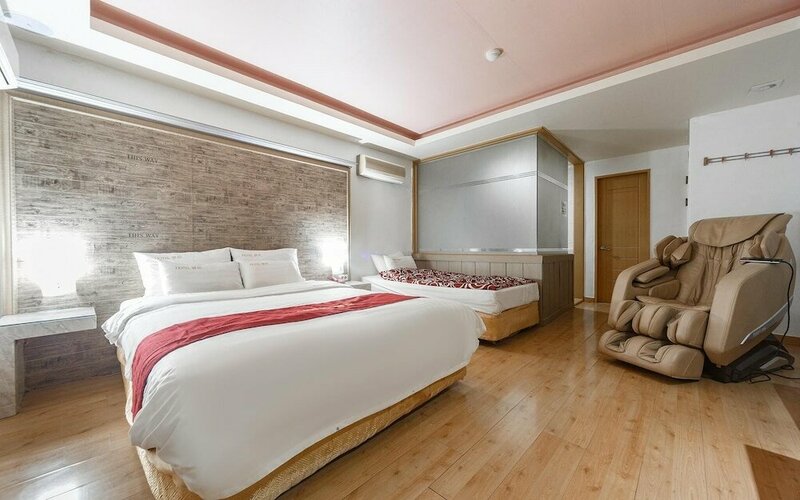 Гостиница Gunsan Hotel Cello