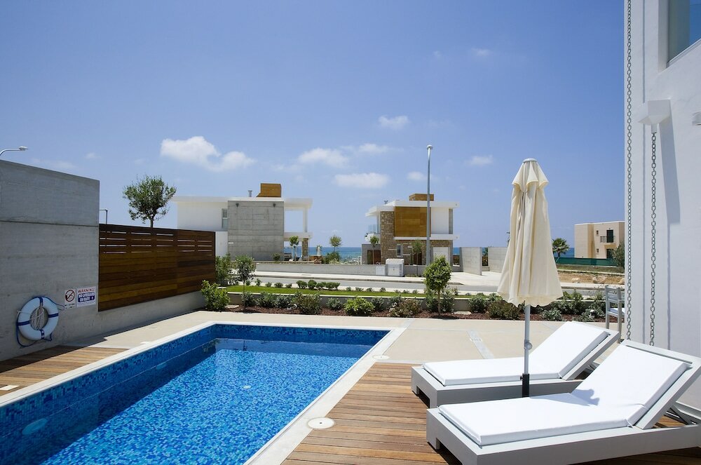 Фото Paradise Cove Beach Villas