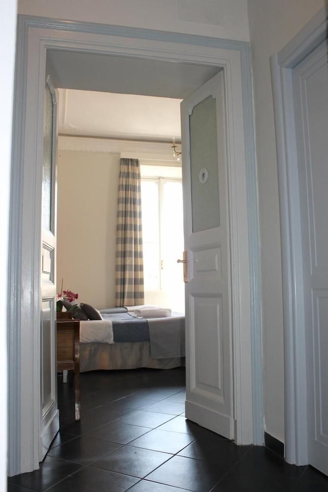 Фото Little Rose Rooms