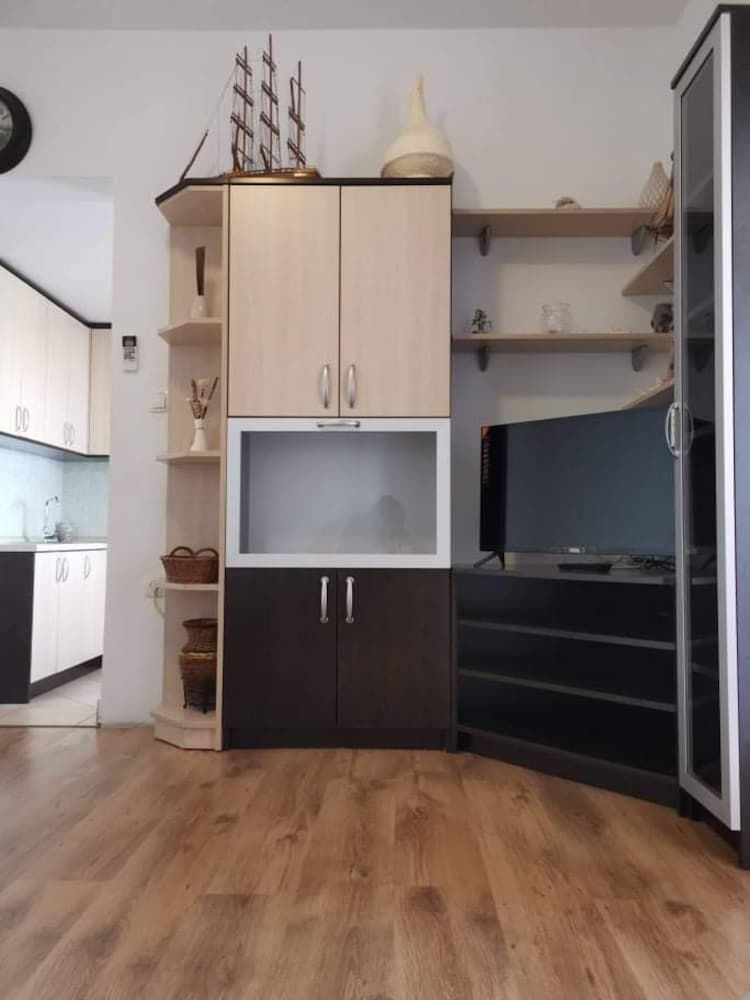 Фото Apartments 4 You