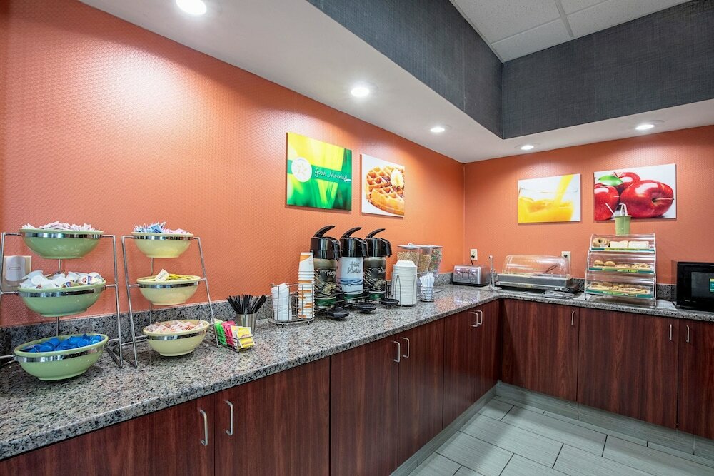 Фото Quality Inn Holly Springs South