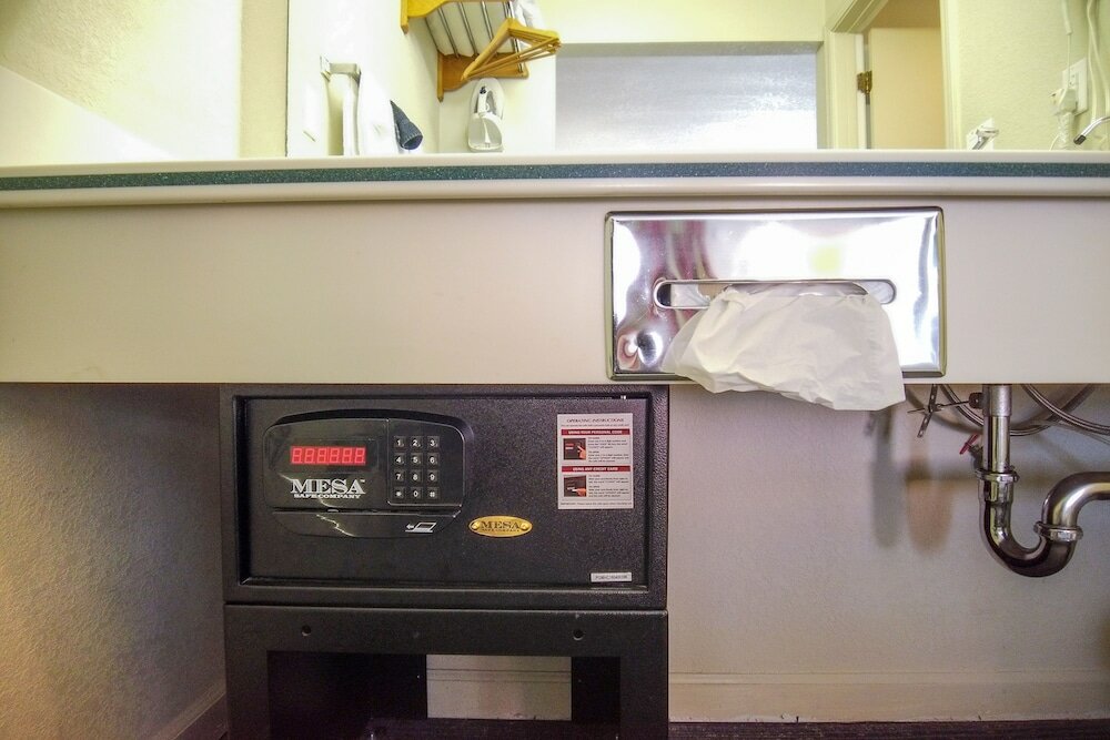 Фото Inn at Golden Gate