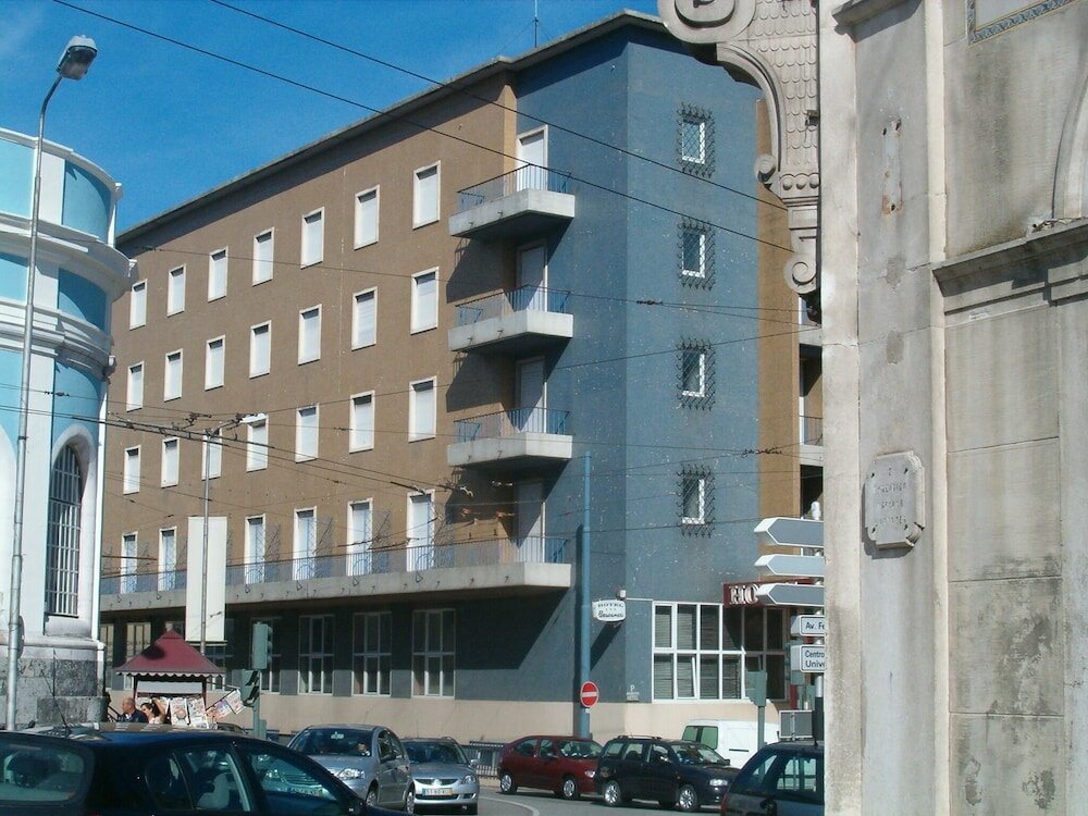 Фото отеля 3