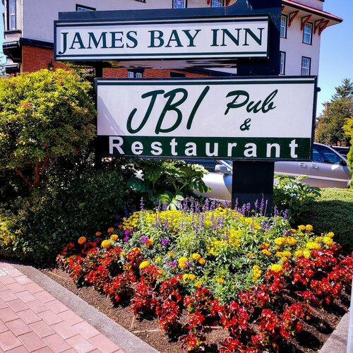 Внешний вид отеля James Bay Inn Hotel & Suites в Виктории, фото 3
