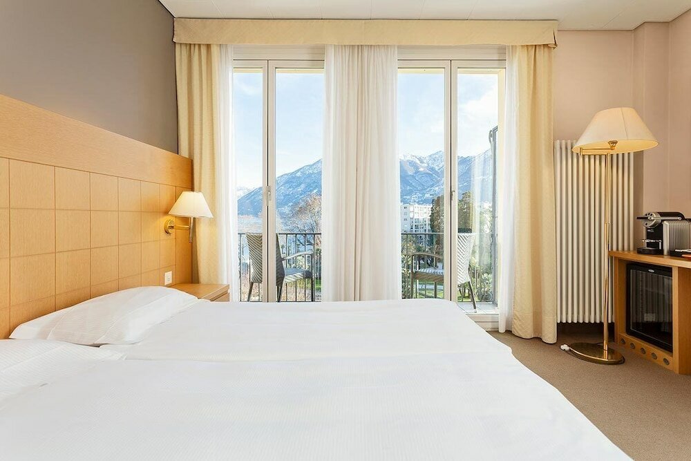 Фото Hotel Du Lac Locarno