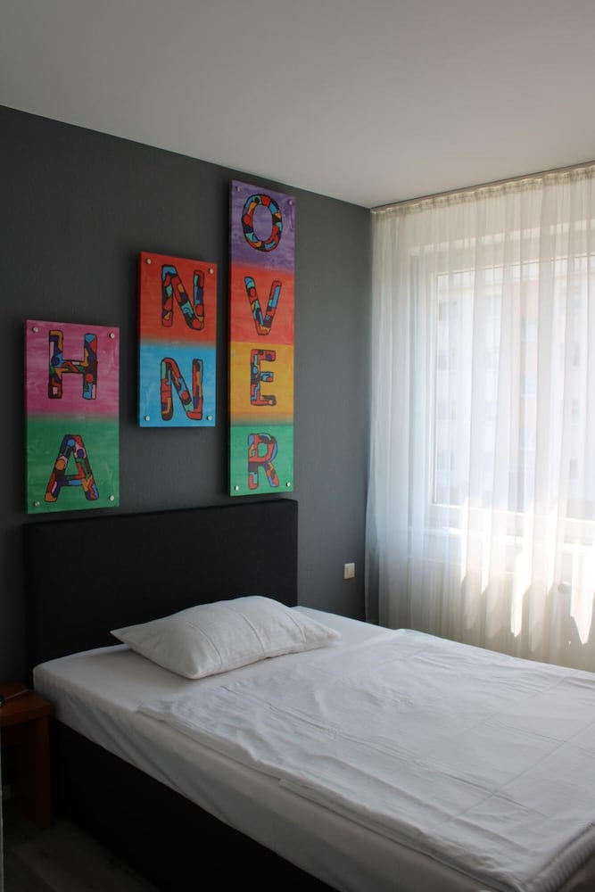 Фото Plaza Inn Hannover City Nord