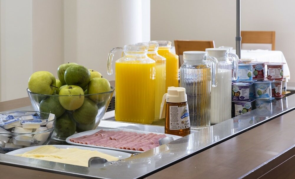 Фото Comfort Inn Ponta Delgada