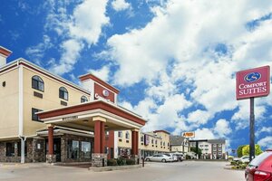 Гостиница Comfort Suites Fairgrounds West