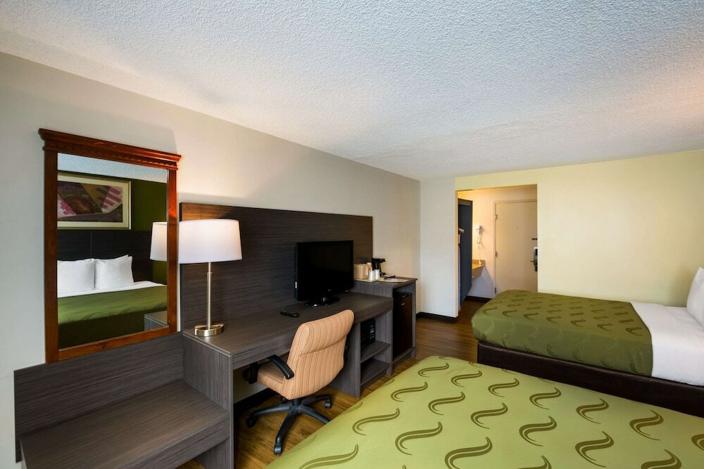 Фото Quality Inn SeaTac Airport-Seattle